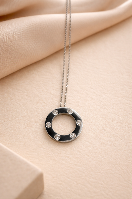 Colier Circle